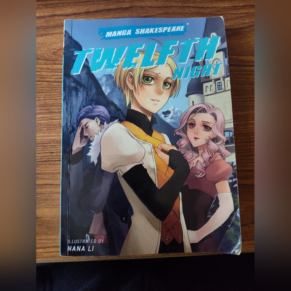 Twelfth Night by Manga Shakespeare Illustrated by Nana Li; Pre-owned Book